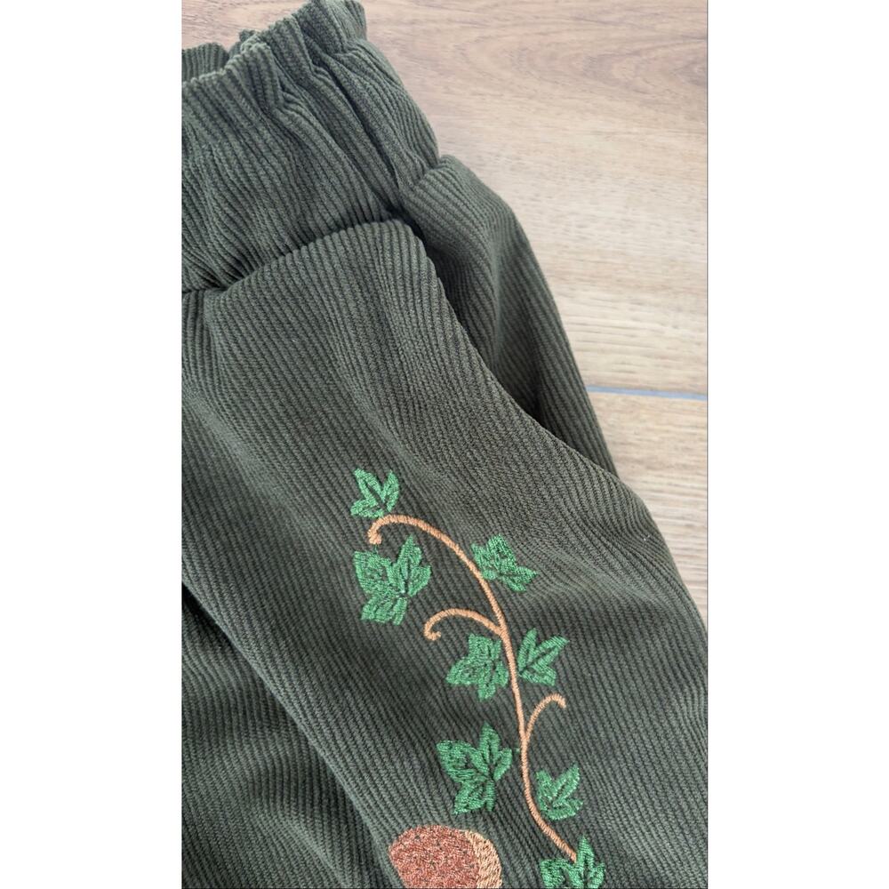 ROMWE Fairycore Green Corduroy Fox Embroidered Shorts Elastic Waist Medium 6 - Picture 8 of 14